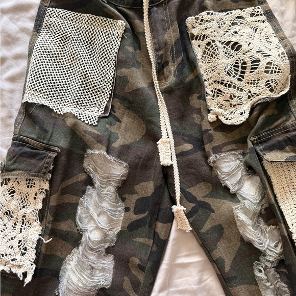 Camouflage Distressed Pants with Crochet Accents - Picture 7 of 12